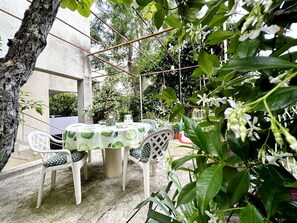 Garden - Apartment Monika (Kastela)