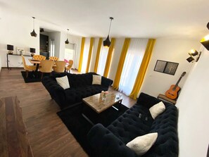 Huoneisto (A1) | Olohuone