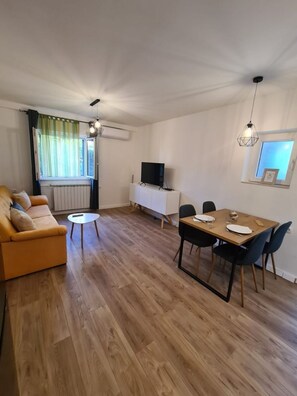 Apartment (A1) | Living room - Apartment Sani (Supetar)