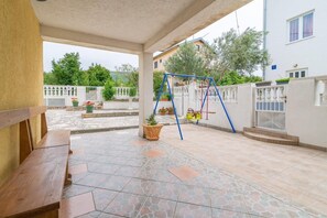 Children’s area - Apartments Sandra (Obrovac)