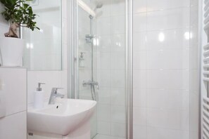 Apartment (A1) | Bathroom - Apartment Asja (Zagreb)