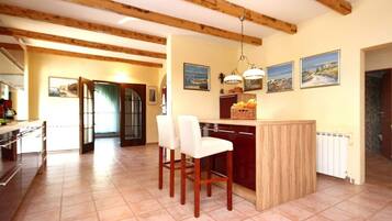 House | Dining