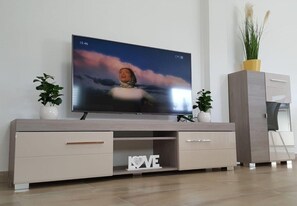 아파트 (A1) | 거실