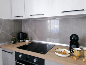 Apartment (A1) | Private kitchen - Apartment Lilac (Trogir)