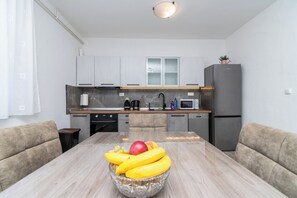 Unclassified image, 4 of 23, button - Apartment Lilac (Trogir)