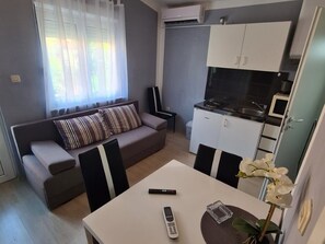 Apartment (A3) | Dining - Apartments Dream (Starigrad)