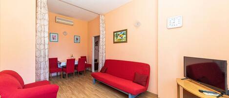 Apartment (A2) | Living room