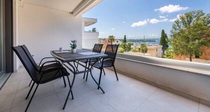 Apartments Marina