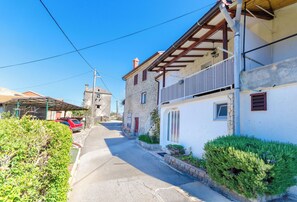 Building design - House Ana (Krk)