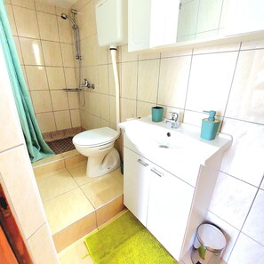 Appartamento (A1) | Bagno | Doccia
