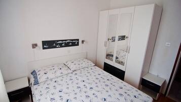 Apartment (A1) | Iron/ironing board, free WiFi
