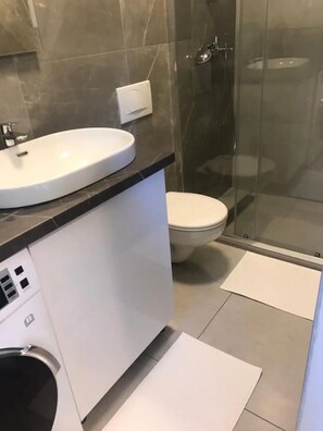 Apartment (A1) | Bathroom | Towels - Apartment Martina (Rijeka)