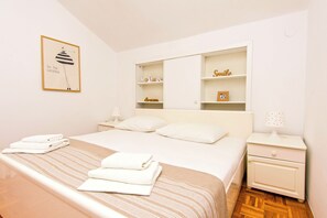House | Iron/ironing board, free WiFi - House Katy (Posedarje)