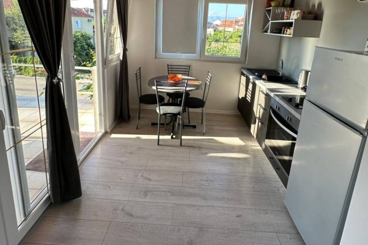 Apartment (A1) | Bahagian dalam
