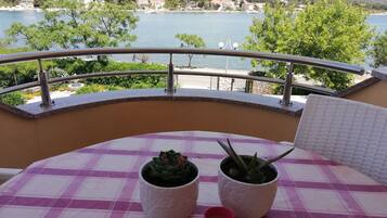 Apartment (A2) | Terrace/patio