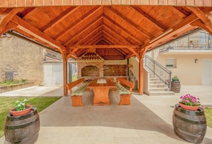 BBQ/picnic area - House Rose (Otocac)