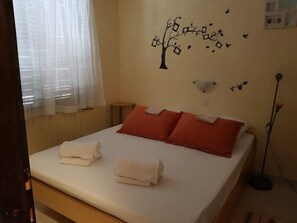 Apartment (A1) | Iron/ironing board, free WiFi - Apartment Darina (Solta)