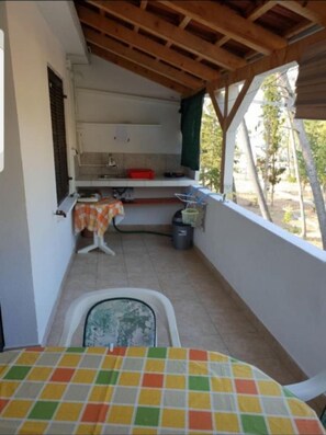 Apartment (A1) | Balcony - Apartment Darina (Solta)