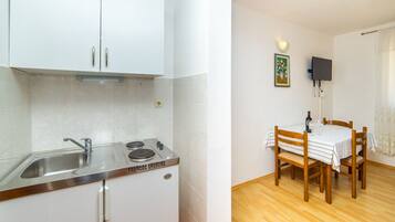 Studio (A3) | Interior