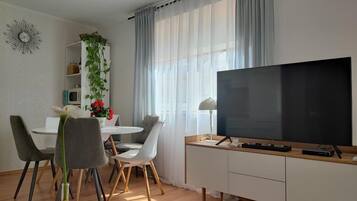 Apartment (A2) | Living room