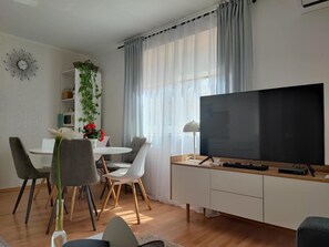 Apartamento (A2) | Sala de estar