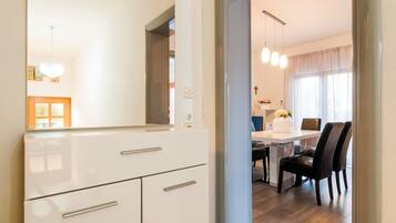 Apartment (A3) | Dining