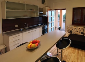 Apartment (A2) | Private kitchen | Fridge, microwave, oven, stovetop - Apartments Brane (Zadar)