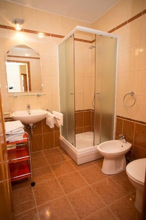 Apartment (A3) | Bathroom - Apartments Nera (Novalja)