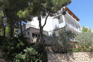 Building design - Apartments Nadi (Hvar)