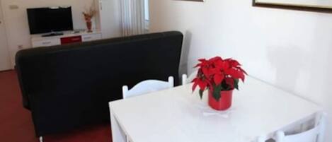 Apartment (A2) | Speisen