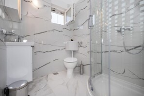 Apartment (A3) | Bathroom | Shower - Apartments Dragan (Postira)