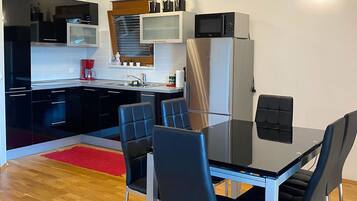 House | Dining