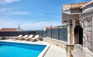 Indoor pool, outdoor pool - House Mirka (Rogoznica)