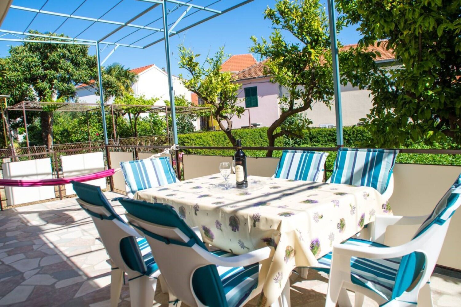 Apartment (A1) | Outdoor dining