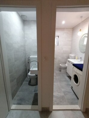Apartment (A1) | Bathroom | Towels - Apartment Anka (Kastela)