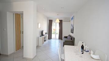 Apartment (A1) | Speisen