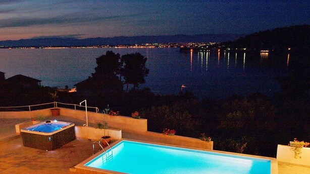 Outdoor pool - Apartments Denko (Kali)
