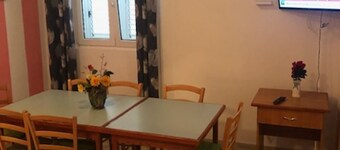 อพาร์ตเมนต์ เดนโก  