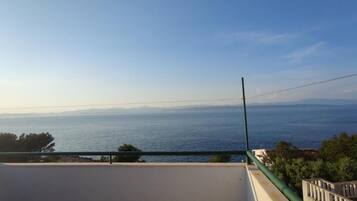 Apartment (A1) | Balcony