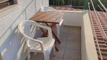 Studio (A3) | Balcony