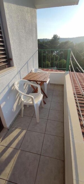 Studio (A3) | Balcony - Apartments Vlado (Solta)