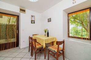 Appartement (A1) | Restauration