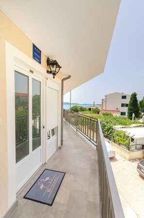 Apartment (A1) | Exterior - Apartment BR With sea View (Vodice)