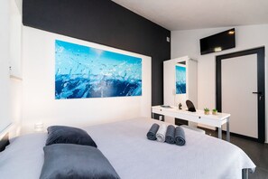 House | Free WiFi - House Fani (Postira)