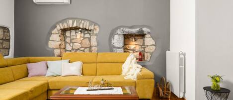 House | Living room