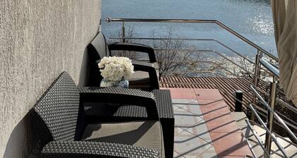 Apartments Ivi