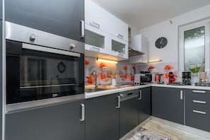 Private kitchen - Apartments Ivi (Rab)
