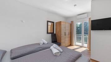 Casa | Una cassaforte in camera, ferro/asse da stiro, Wi-Fi gratuito