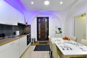 Studio (A1) | Private kitchen - Apartment Franky (Zagreb)