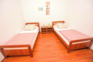 Apartamento (A1) | Ferros/tábuas de passar roupa, Wi-Fi de cortesia